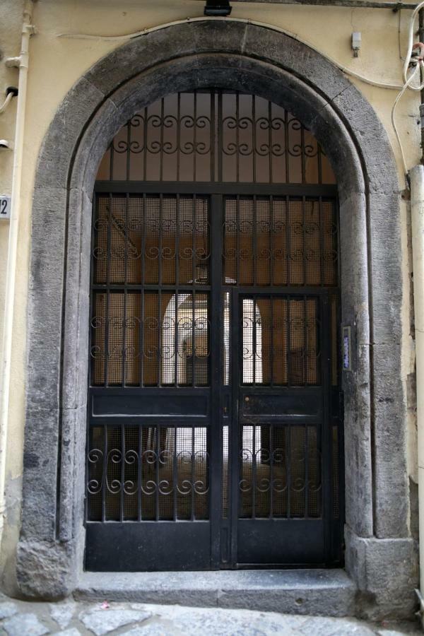 B&B Alchimia Napoletana Неаполь Экстерьер фото